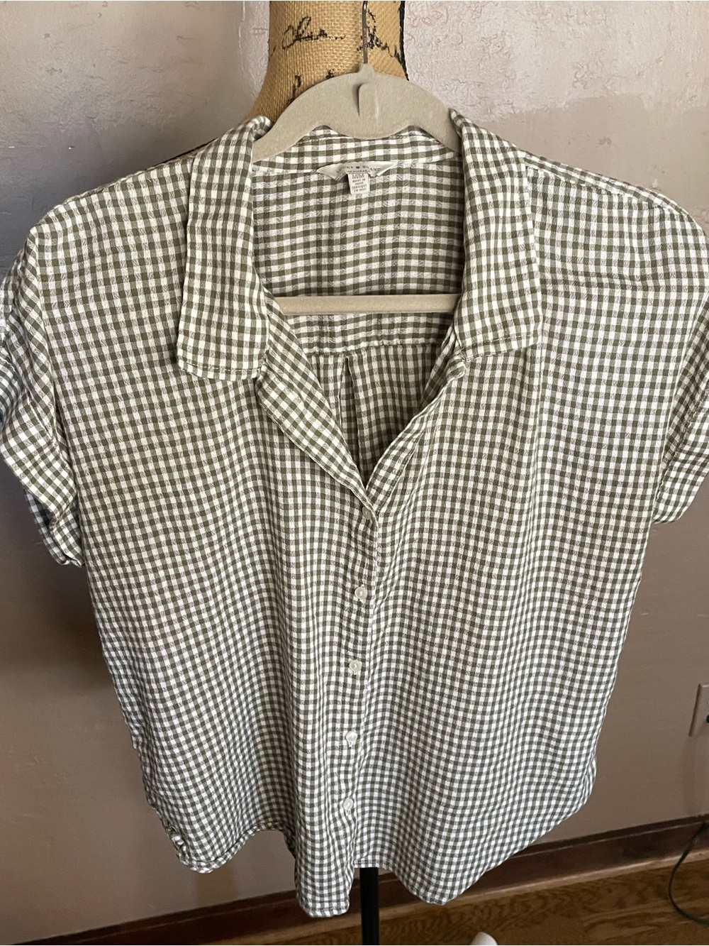 Lucky Brand Olive and White Gingham Short-Sleeve Button-Up Sz Med